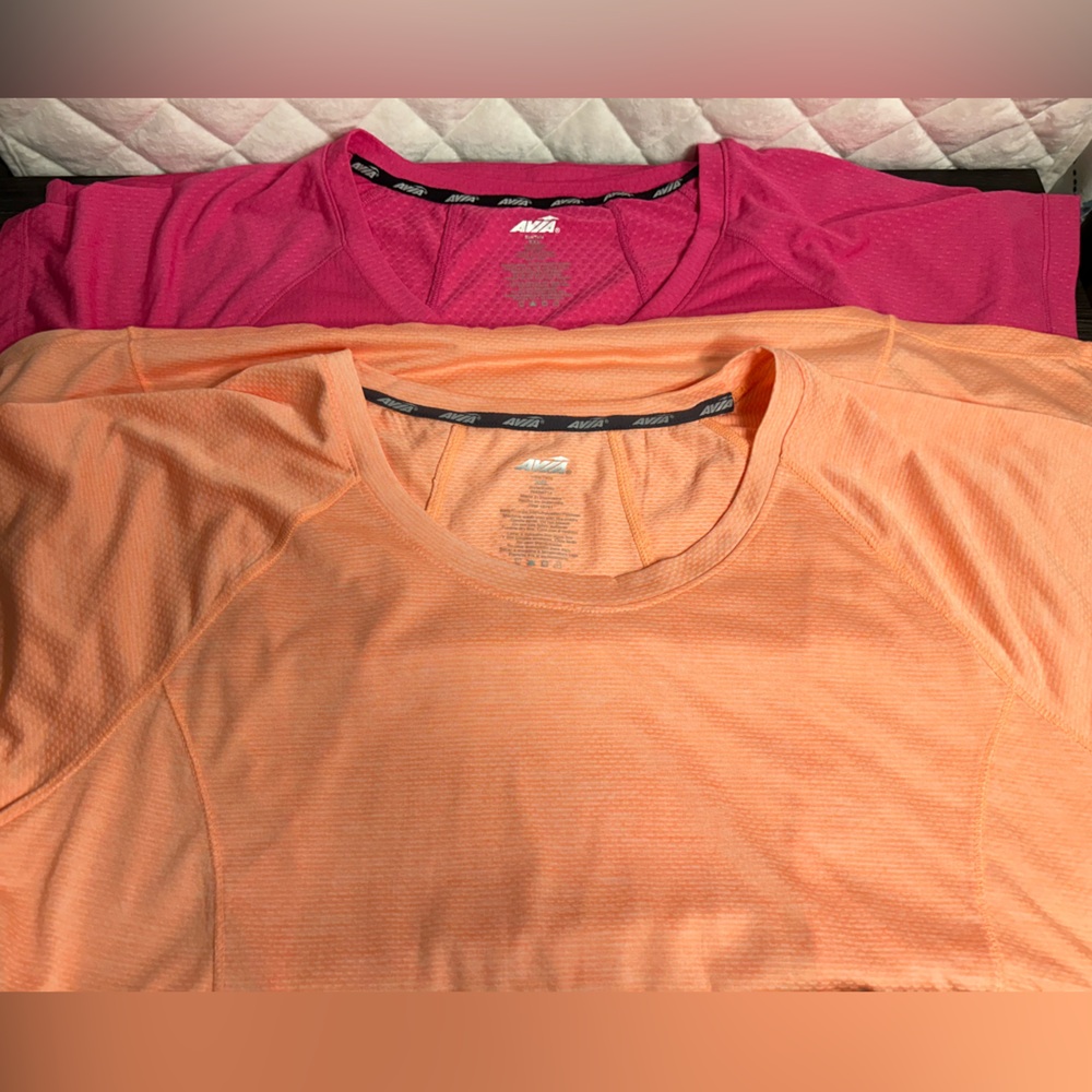 2 GUC Women’s Avia Athletic Workout Tops Bundle Lot Short Sleeve size 2X